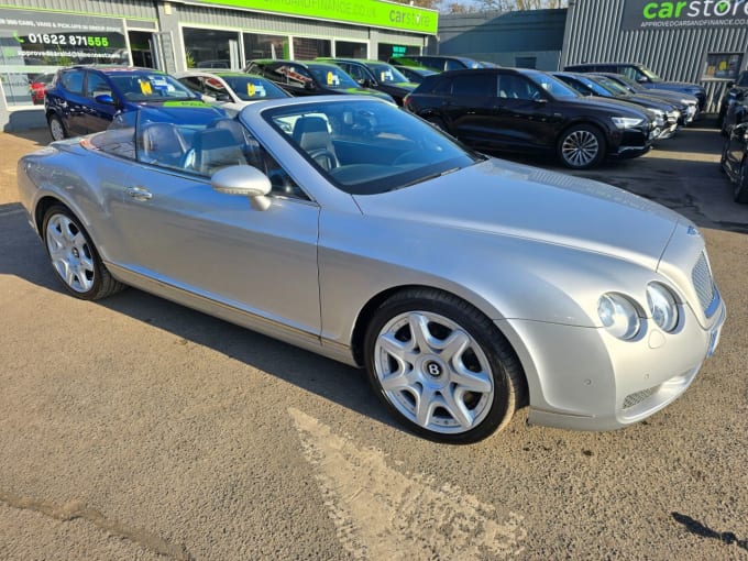 2025 Bentley Continental