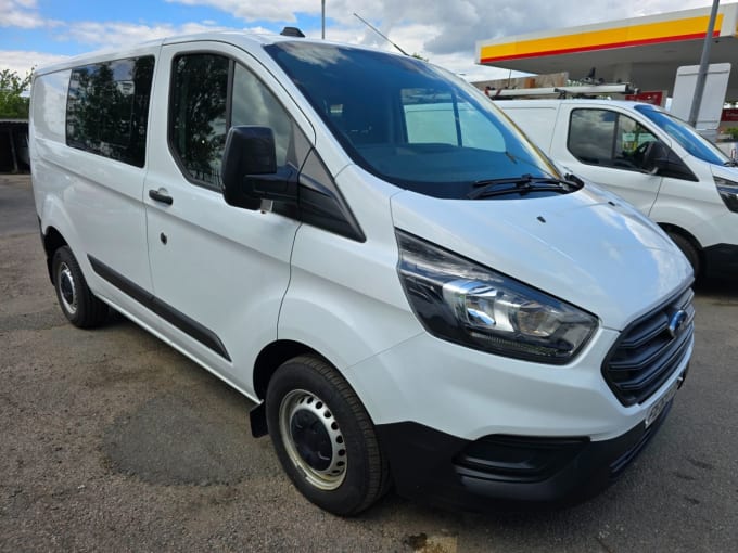 2024 Ford Transit Custom