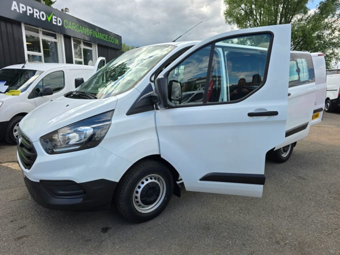 2024 Ford Transit Custom