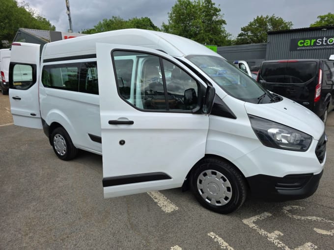 2025 Ford Transit Custom