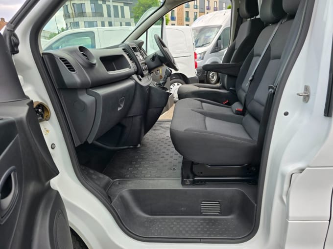 2025 Renault Trafic