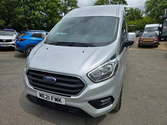 2025 Ford Transit Custom