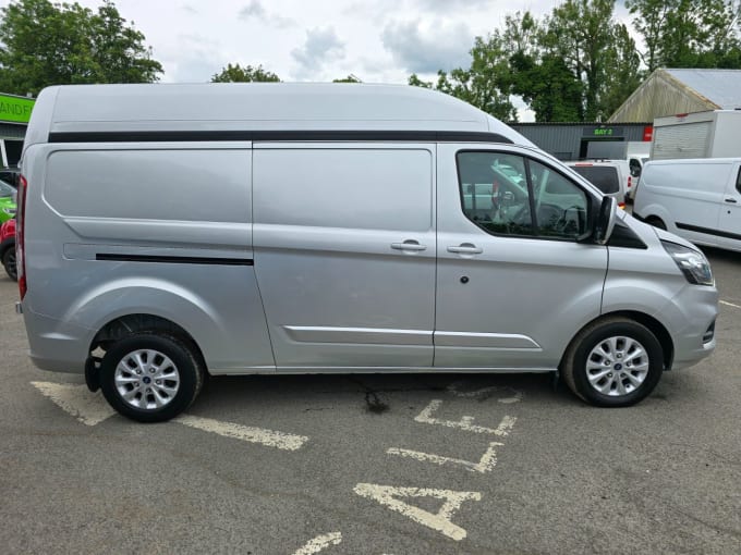 2024 Ford Transit Custom