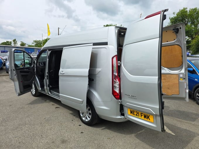 2024 Ford Transit Custom