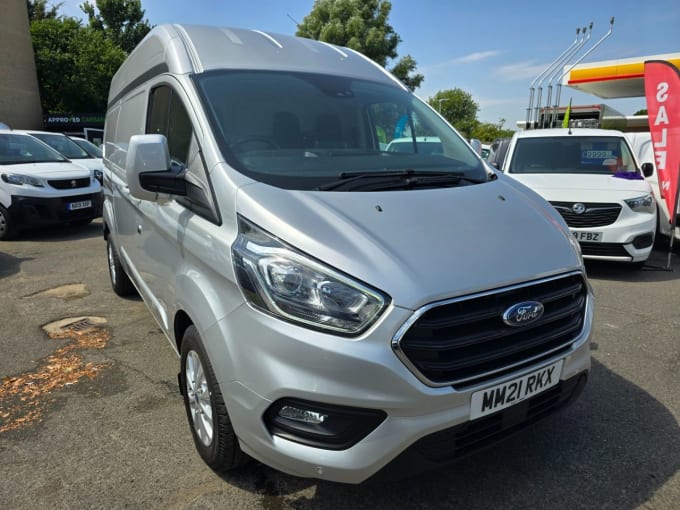 2024 Ford Transit Custom