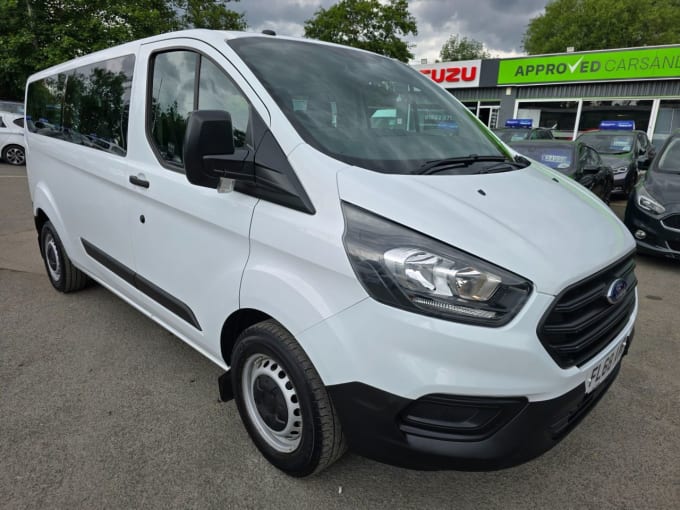 2025 Ford Transit Custom