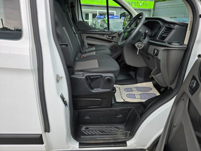 2024 Ford Transit Custom