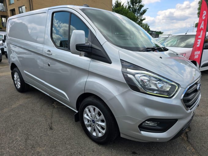 2024 Ford Transit Custom