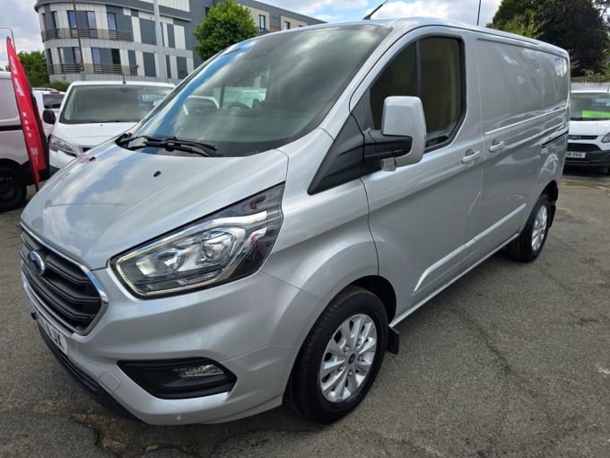 2024 Ford Transit Custom