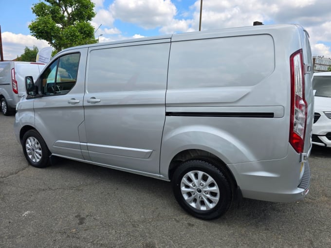 2024 Ford Transit Custom