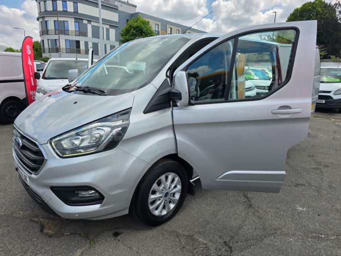 2024 Ford Transit Custom