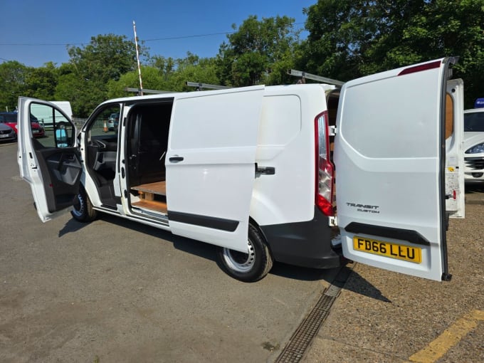 2025 Ford Transit Custom