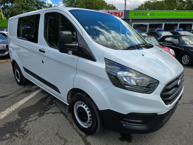 2024 Ford Transit Custom