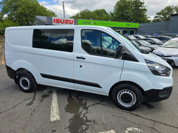 2025 Ford Transit Custom