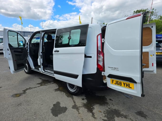 2024 Ford Transit Custom