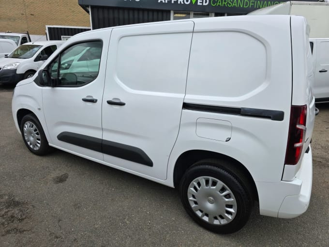 2024 Vauxhall Combo