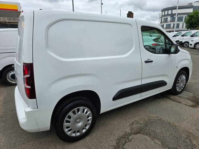 2024 Vauxhall Combo