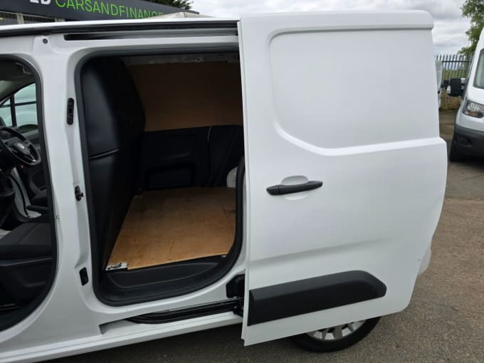 2024 Vauxhall Combo