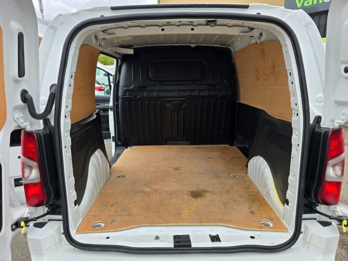 2024 Vauxhall Combo