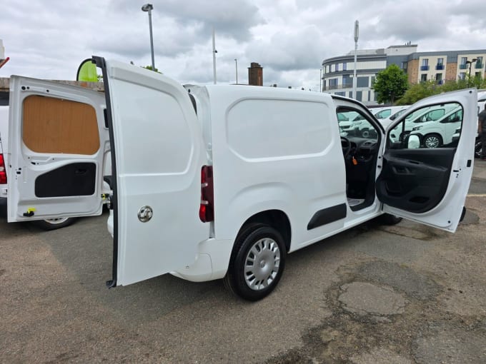 2024 Vauxhall Combo