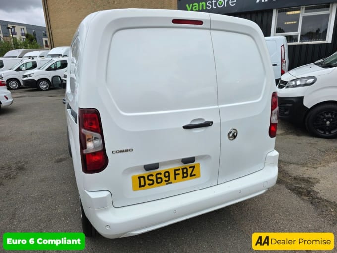 2024 Vauxhall Combo