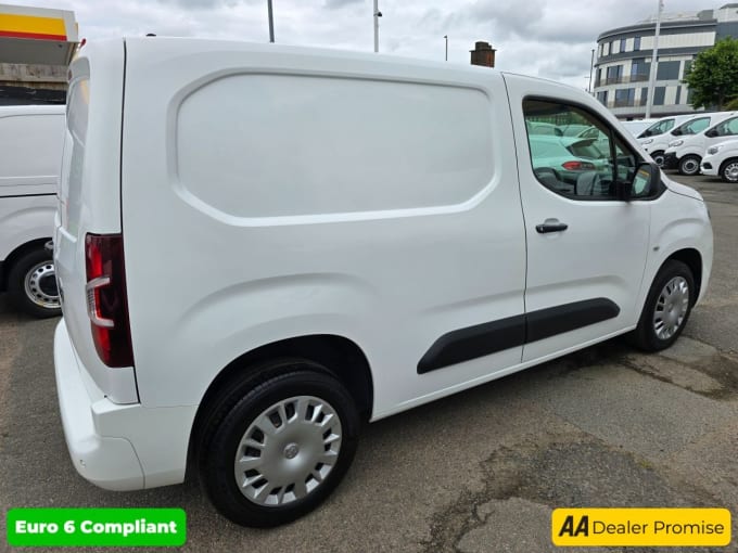 2024 Vauxhall Combo