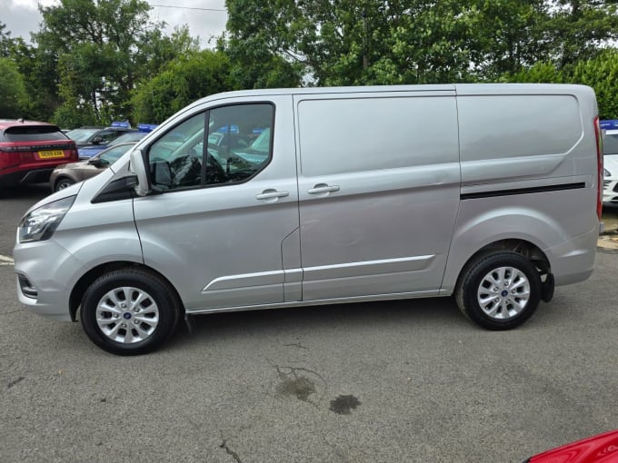 2024 Ford Transit Custom