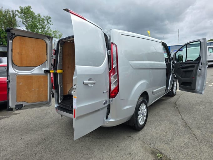 2024 Ford Transit Custom