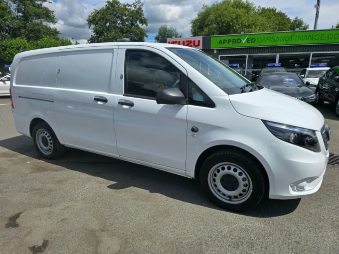 2025 Mercedes-benz Vito