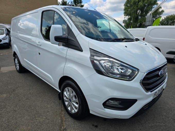 2024 Ford Transit Custom