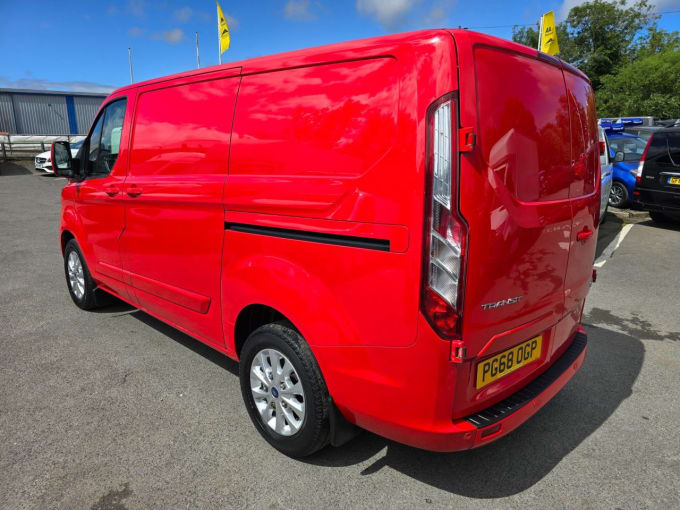 2024 Ford Transit Custom