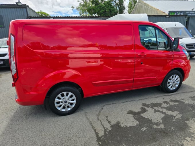 2024 Ford Transit Custom