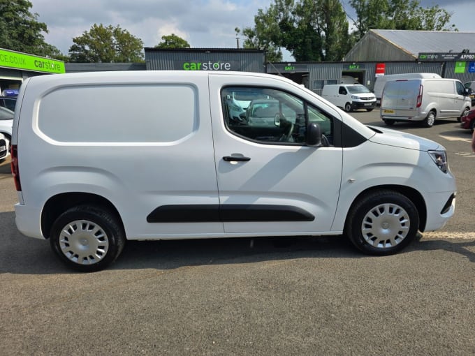 2024 Vauxhall Combo