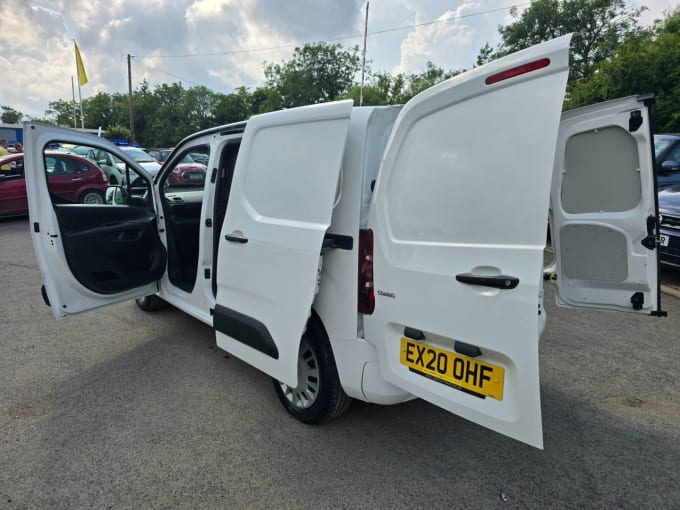 2024 Vauxhall Combo