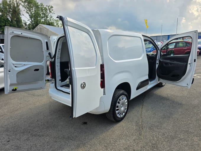 2024 Vauxhall Combo