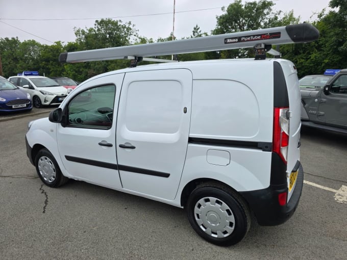 2024 Nissan Nv250