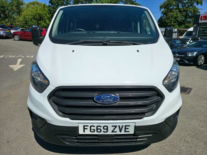 2025 Ford Transit Custom