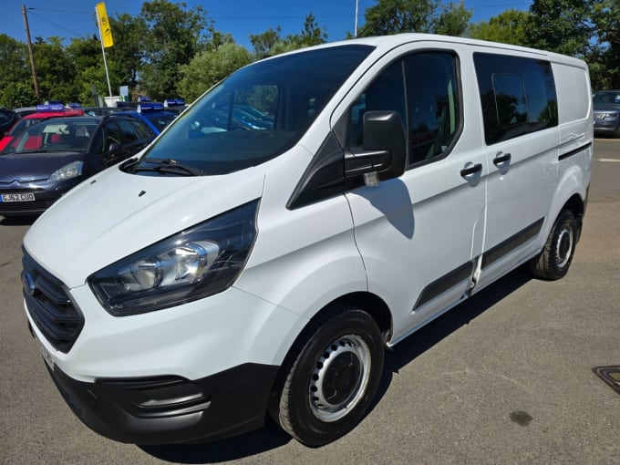 2025 Ford Transit Custom