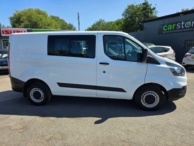 2025 Ford Transit Custom