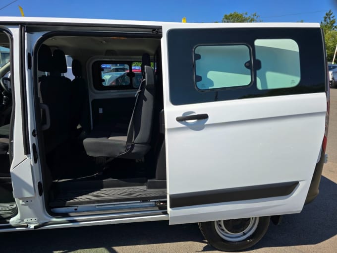 2025 Ford Transit Custom