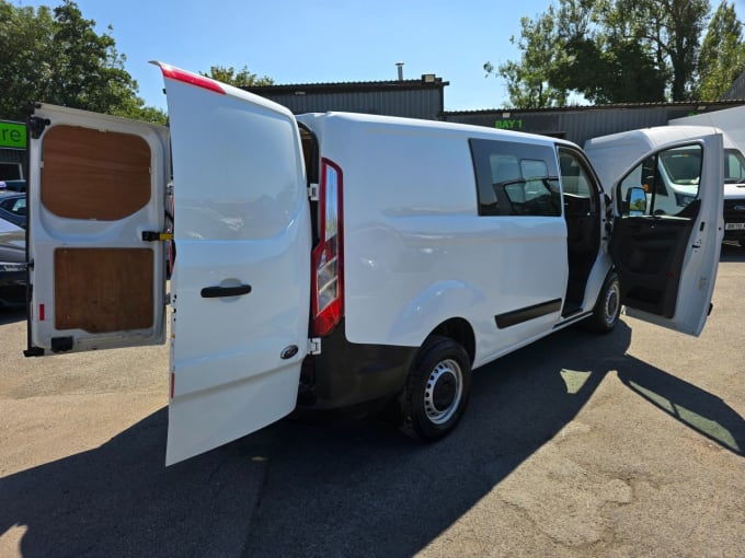 2025 Ford Transit Custom