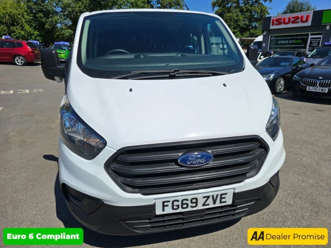 2025 Ford Transit Custom