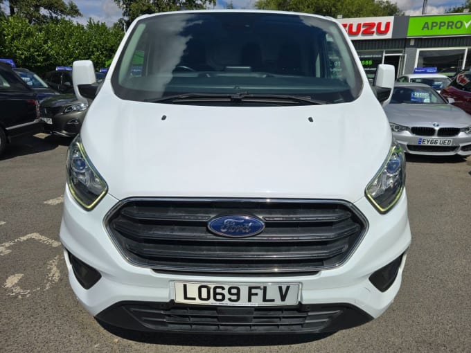 2024 Ford Transit Custom