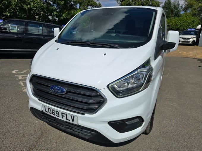 2024 Ford Transit Custom