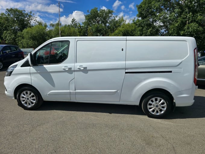 2024 Ford Transit Custom