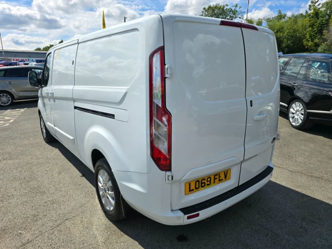 2024 Ford Transit Custom