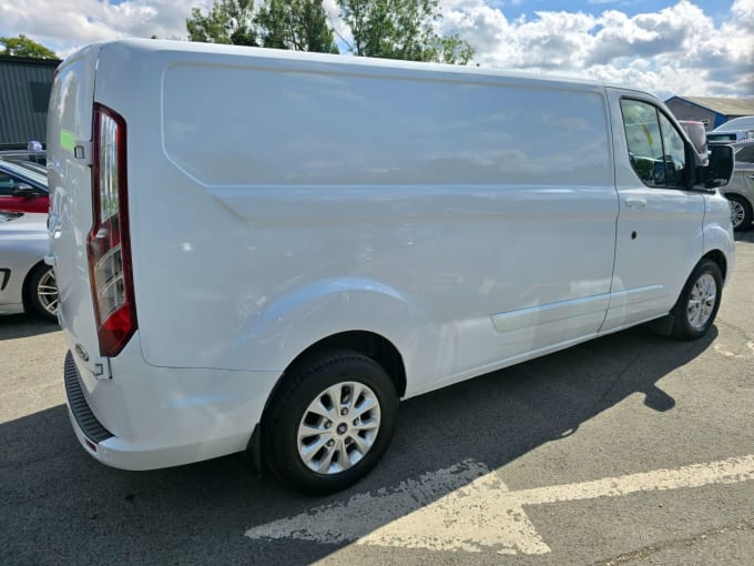 2024 Ford Transit Custom