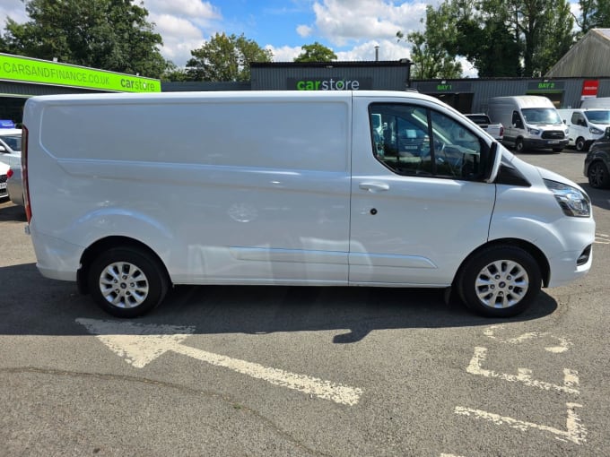 2024 Ford Transit Custom