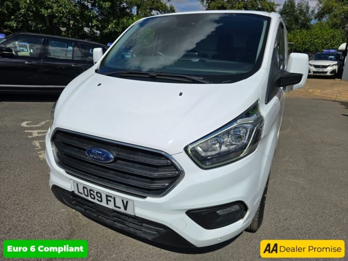 2024 Ford Transit Custom