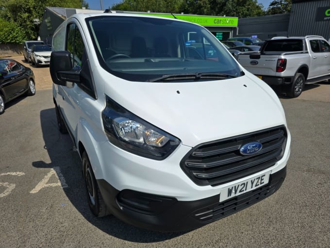 2024 Ford Transit Custom